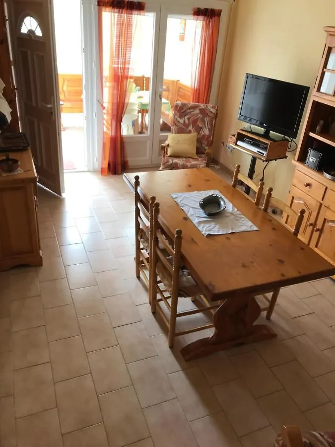 Charme Et Simplicite De Ce Nouveau Bien Empuriabrava